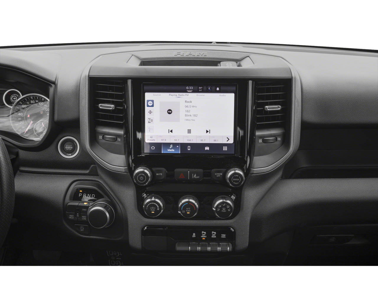 2026 RAM Ram 1500 Express Crew Cab 4x4 5'7' Box