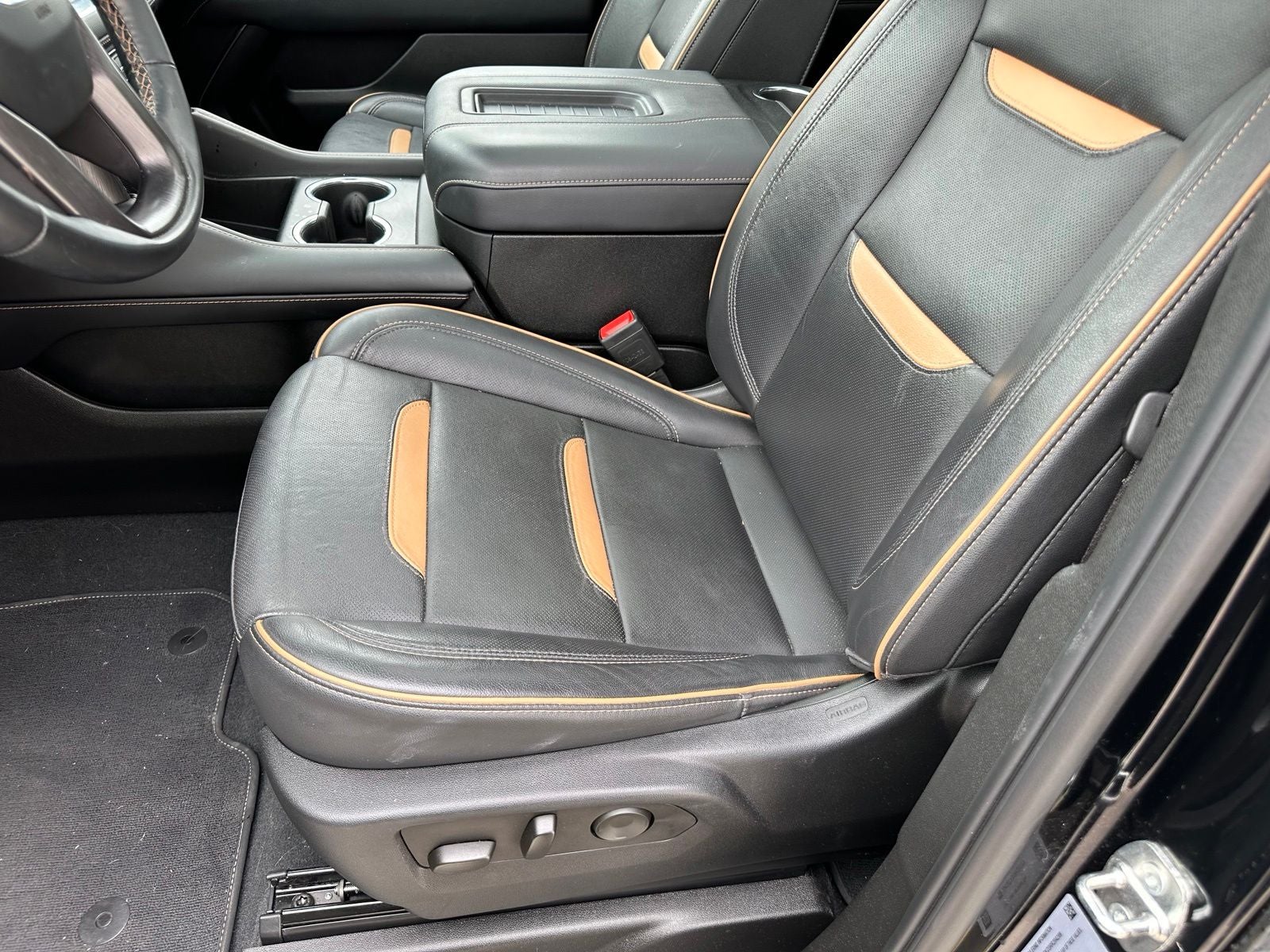 2024 GMC Yukon AT4