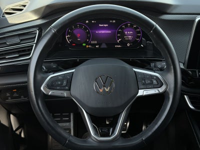2024 Volkswagen Atlas Cross Sport 2.0T SEL R-Line