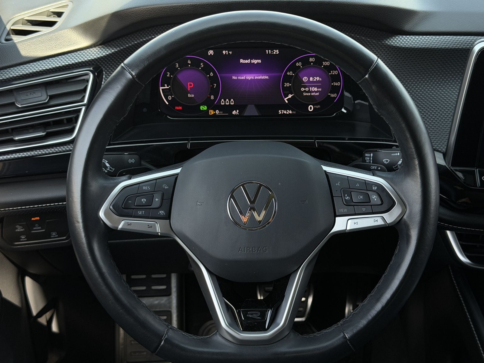 2024 Volkswagen Atlas Cross Sport 2.0T SEL R-Line
