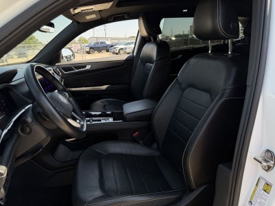 2024 Volkswagen Atlas Cross Sport 2.0T SEL R-Line