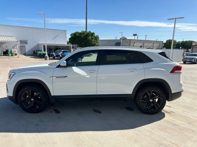 2025 Volkswagen Atlas Cross Sport 2.0T SE w/Technology