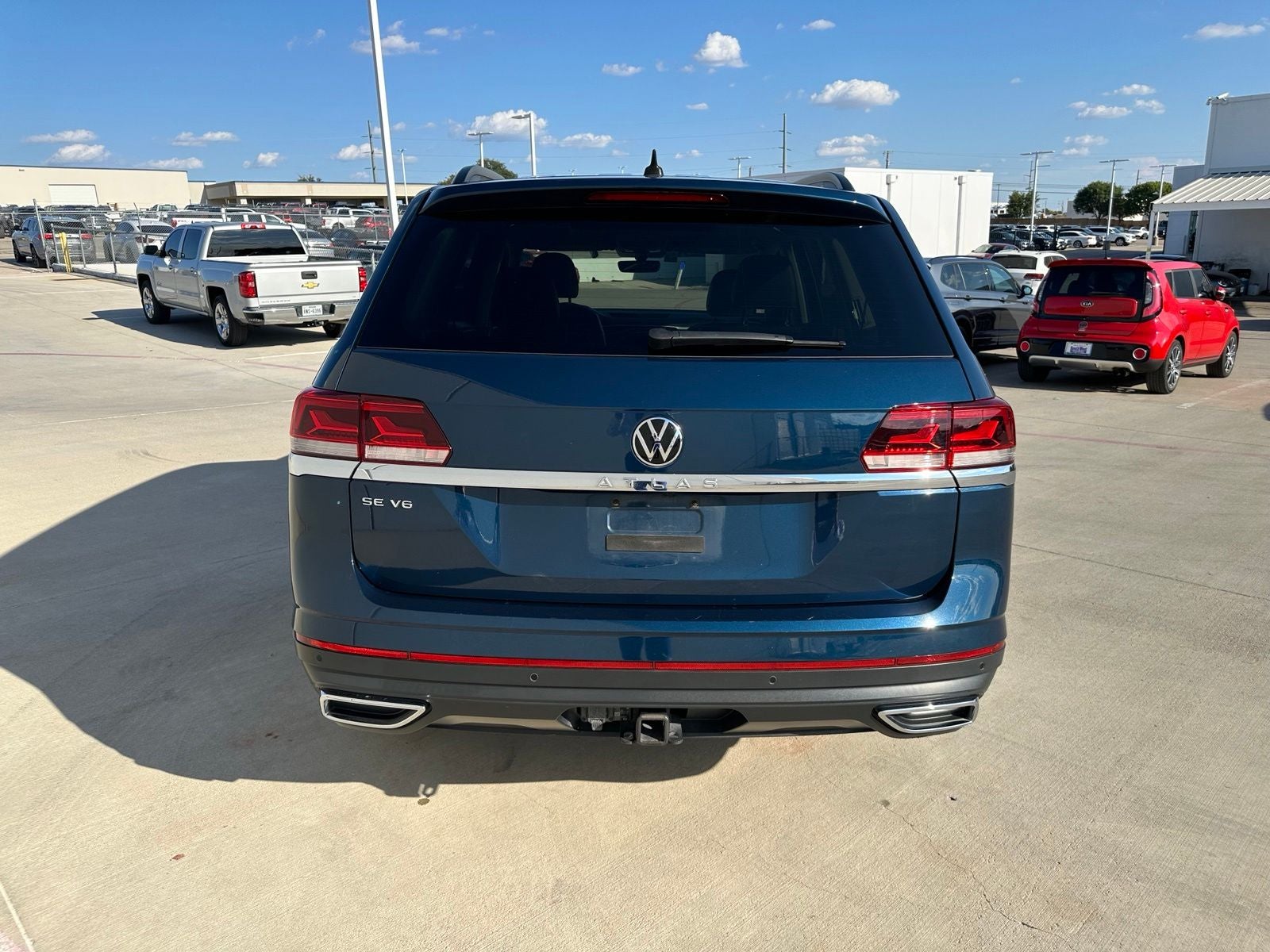 2023 Volkswagen Atlas 3.6L V6 SE w/Technology