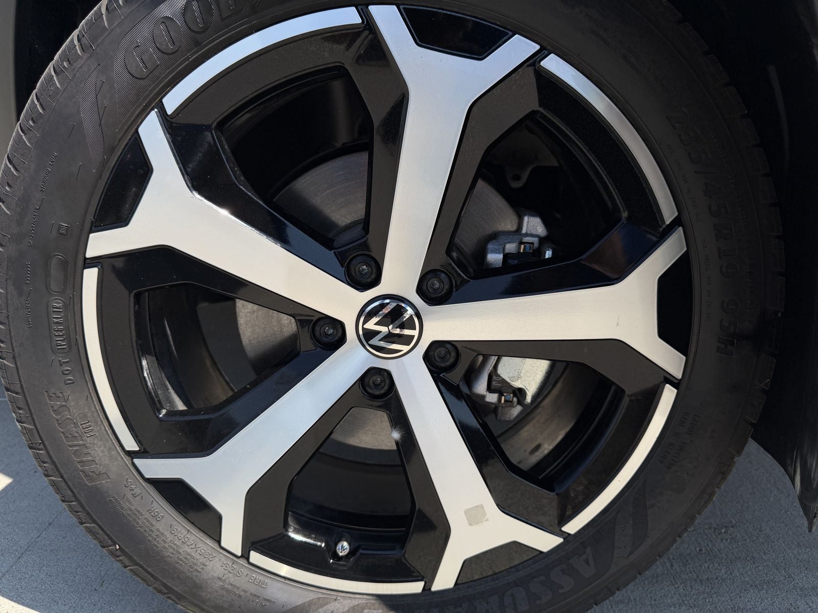 2026 Volkswagen Taos 1.5T SEL