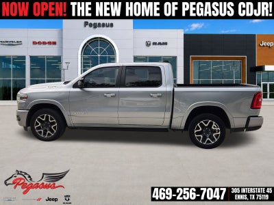 2025 RAM Ram 1500 Laramie Crew Cab 4x4 5'7' Box