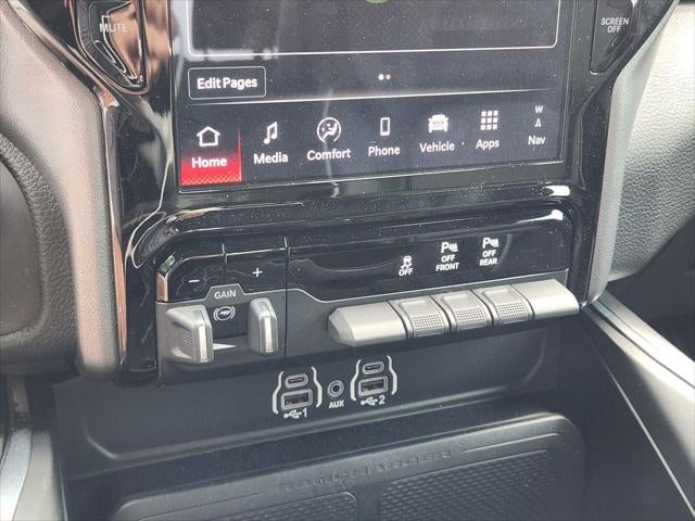 2025 RAM Ram 1500 Laramie Crew Cab 4x4 5'7' Box