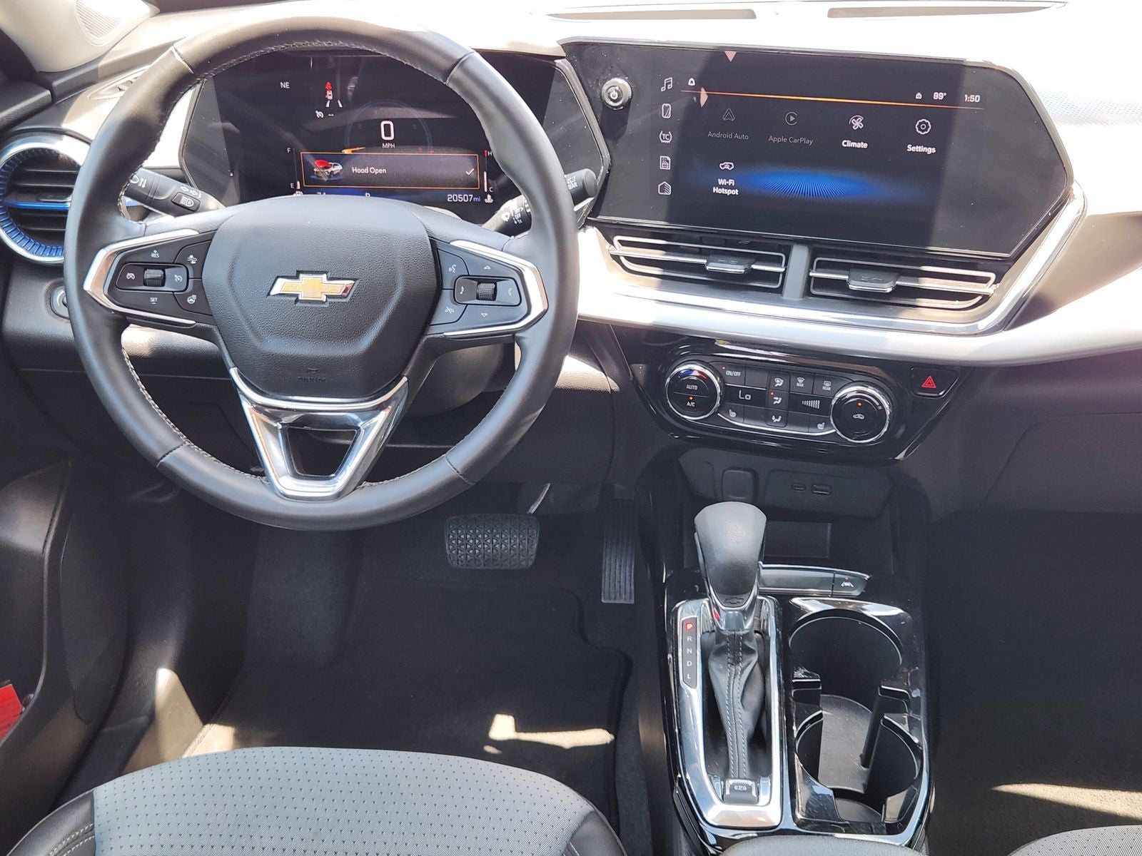 2025 Chevrolet Trax FWD LT
