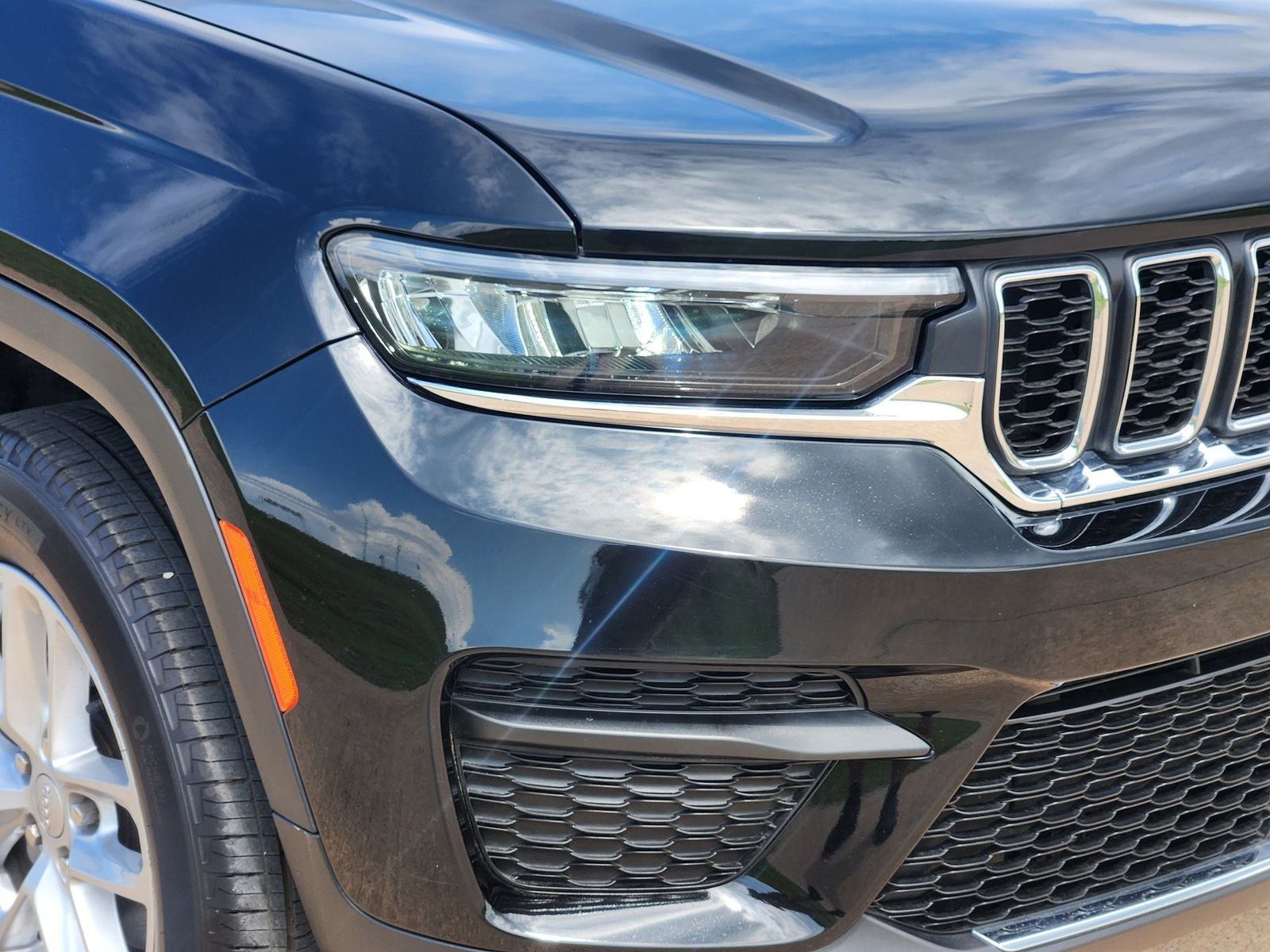 2025 Jeep Grand Cherokee Laredo X 4x2