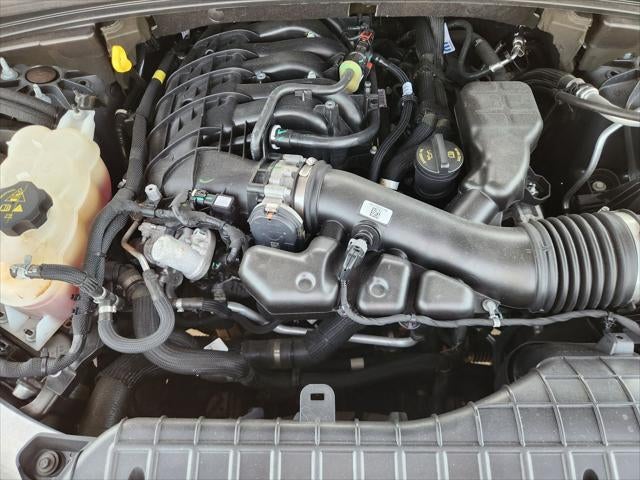 2025 Jeep Grand Cherokee Laredo X 4x2