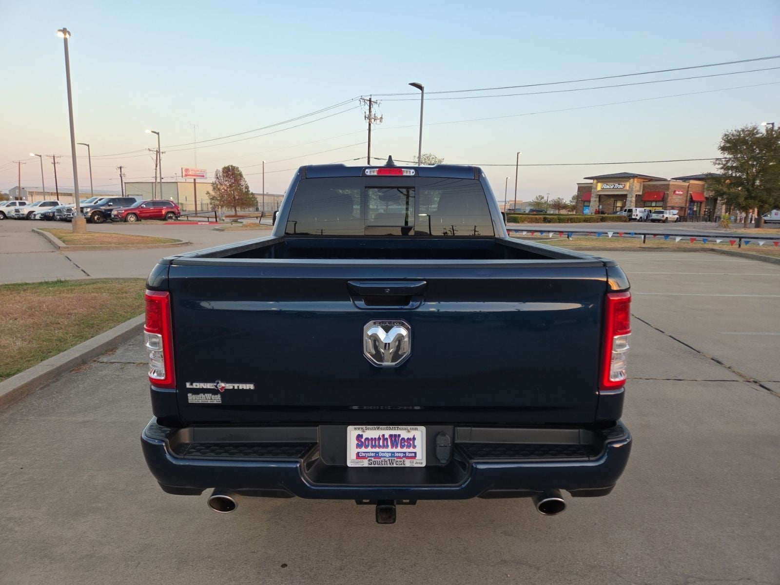 2022 RAM Ram 1500 Lone Star Quad Cab 4x2 6'4' Box