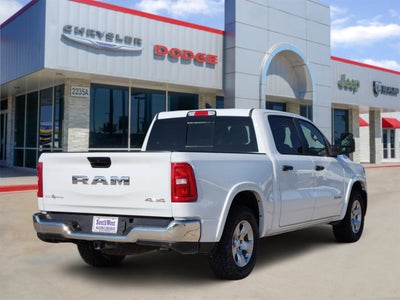 2025 RAM Ram 1500 Lone Star Crew Cab 4x4 5'7' Box