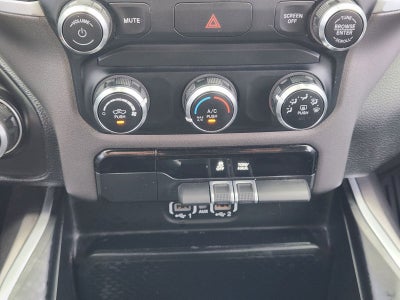 2022 RAM Ram 1500 Lone Star Crew Cab 4x4 5'7' Box