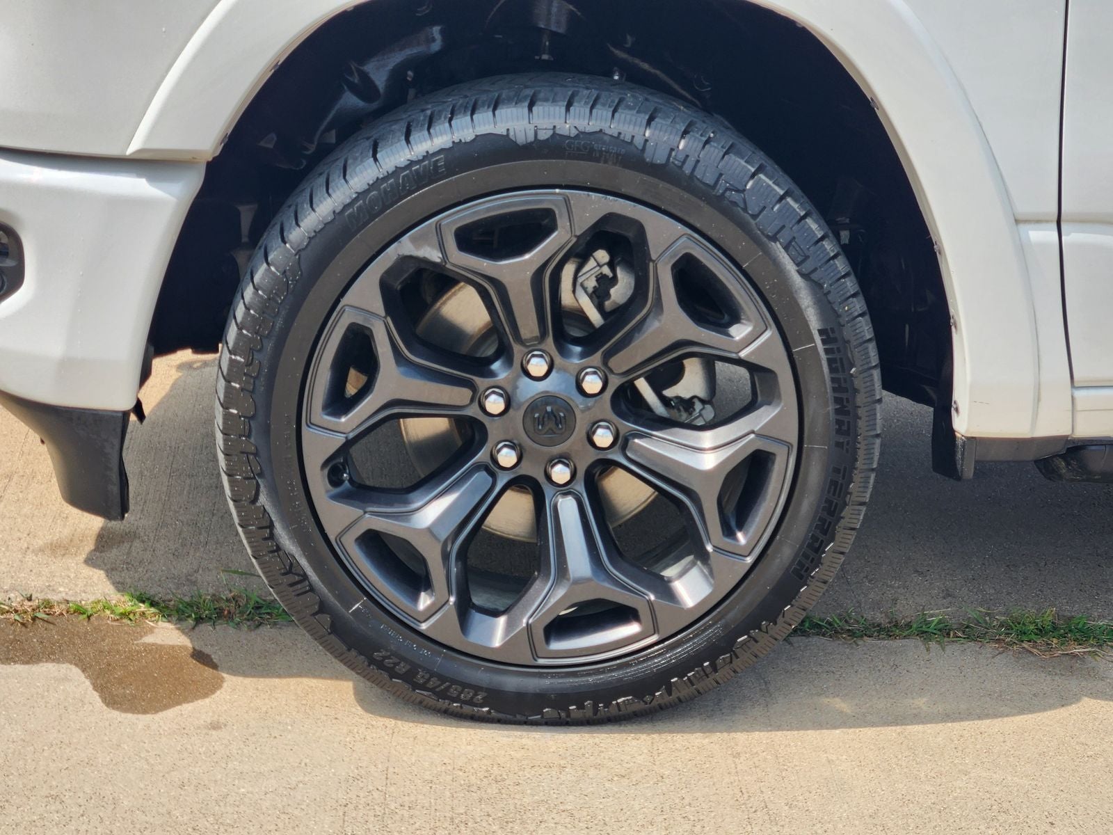 2024 RAM Ram 1500 Limited Crew Cab 4x4 5'7' Box