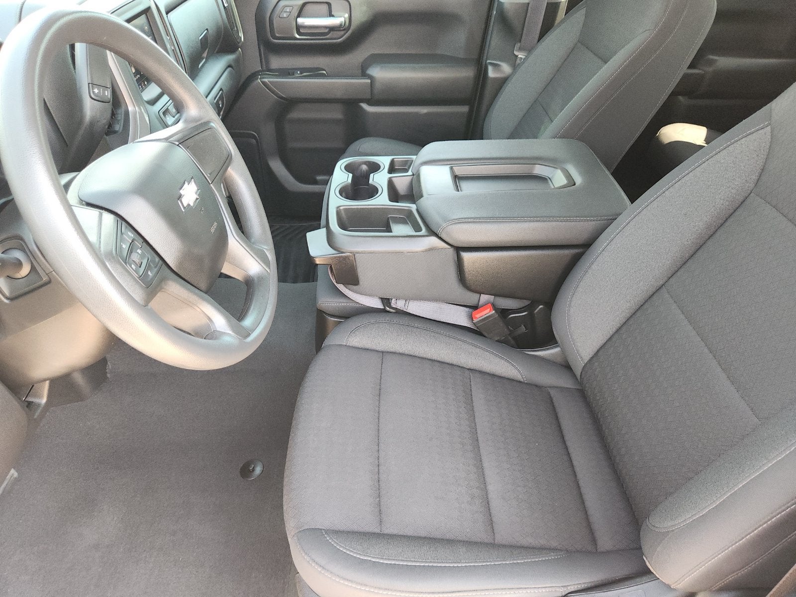 2023 Chevrolet Silverado 1500 2WD Crew Cab Short Bed Custom