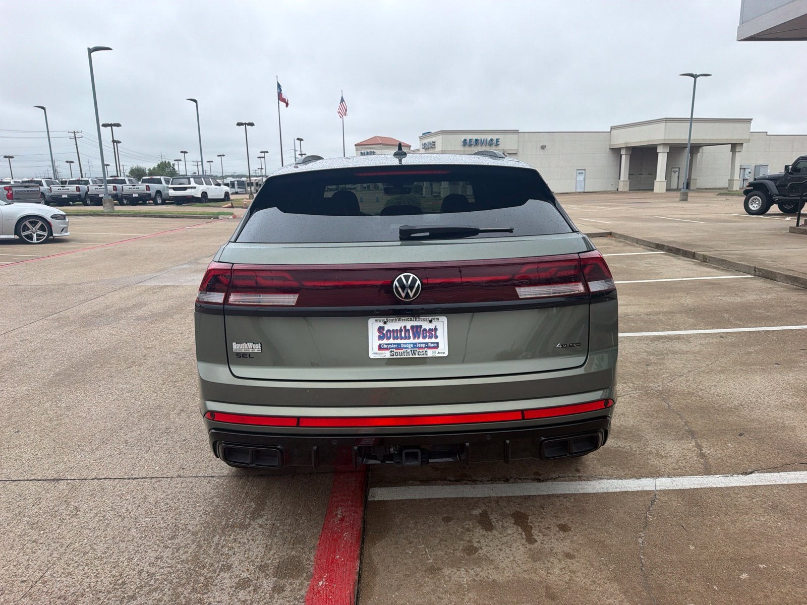 2026 Volkswagen Atlas Cross Sport SEL R-Line Black