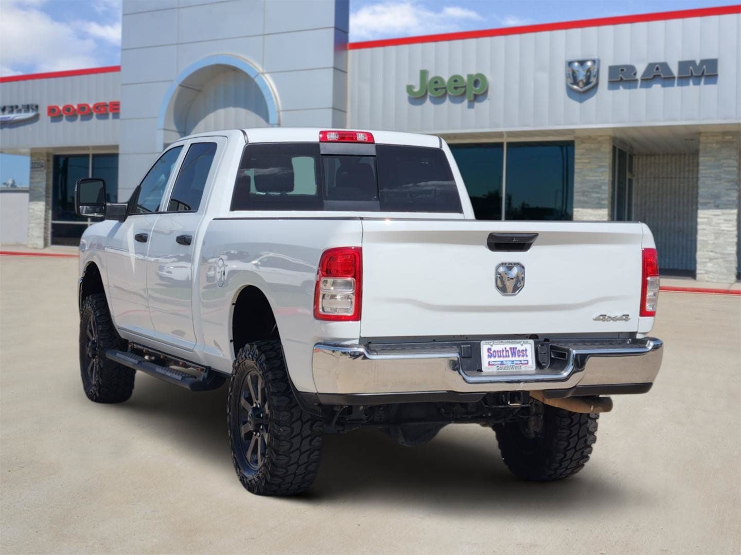 2024 RAM Ram 2500 Tradesman Crew Cab 4x4 6'4' Box