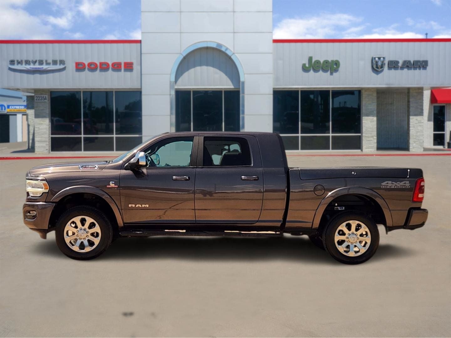 2021 RAM Ram 2500 Laramie Mega Cab 4x4 6'4' Box