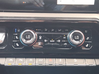 2023 GMC Sierra 1500 4WD Crew Cab Short Box AT4