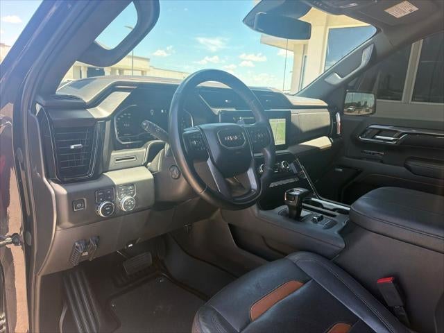 2023 GMC Sierra 1500 4WD Crew Cab Short Box AT4