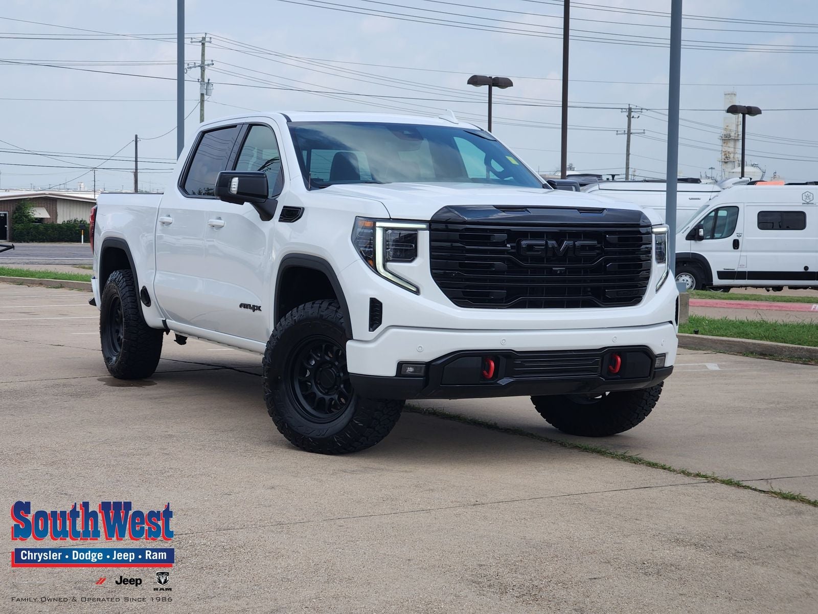 2023 GMC Sierra 1500 4WD Crew Cab Short Box AT4X