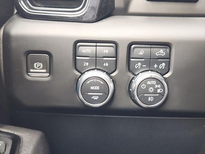 2023 GMC Sierra 1500 4WD Crew Cab Short Box AT4X
