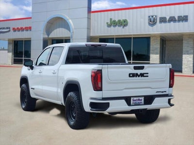 2023 GMC Sierra 1500 4WD Crew Cab Short Box AT4X