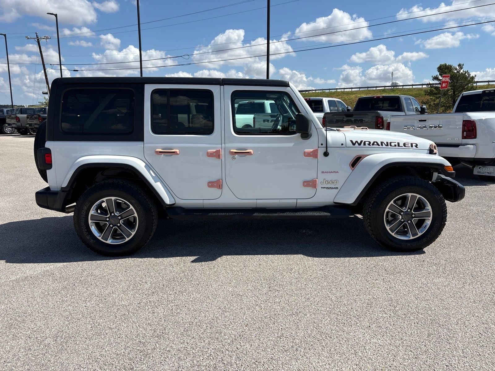 2020 Jeep Wrangler Unlimited Sahara 4x4