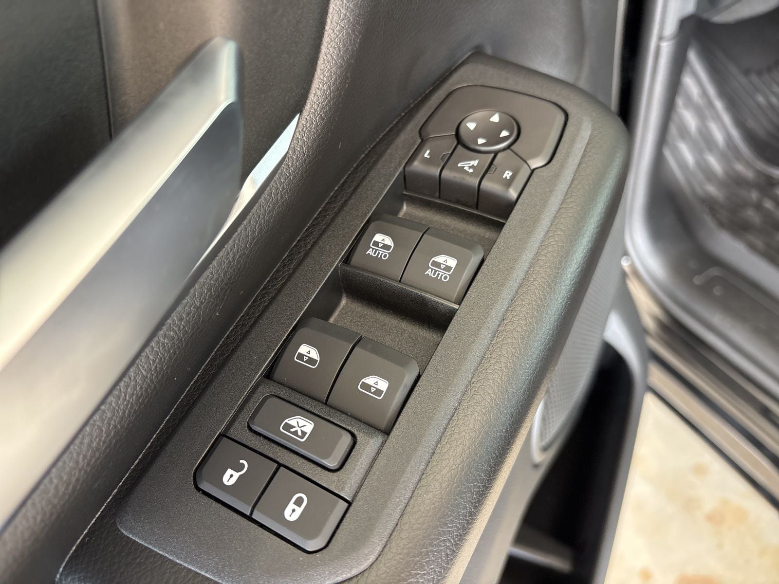2026 RAM Ram 1500 Lone Star Crew Cab 4x2 5'7' Box