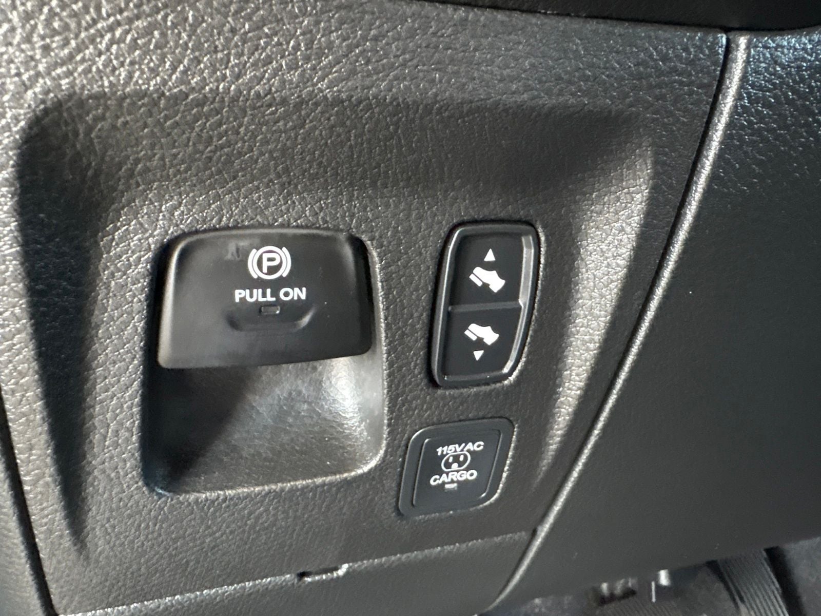 2025 RAM Ram 1500 Lone Star Crew Cab 4x4 5'7' Box