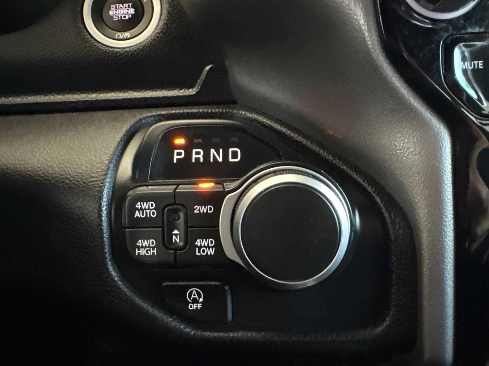 2025 RAM Ram 1500 Lone Star Crew Cab 4x4 5'7' Box