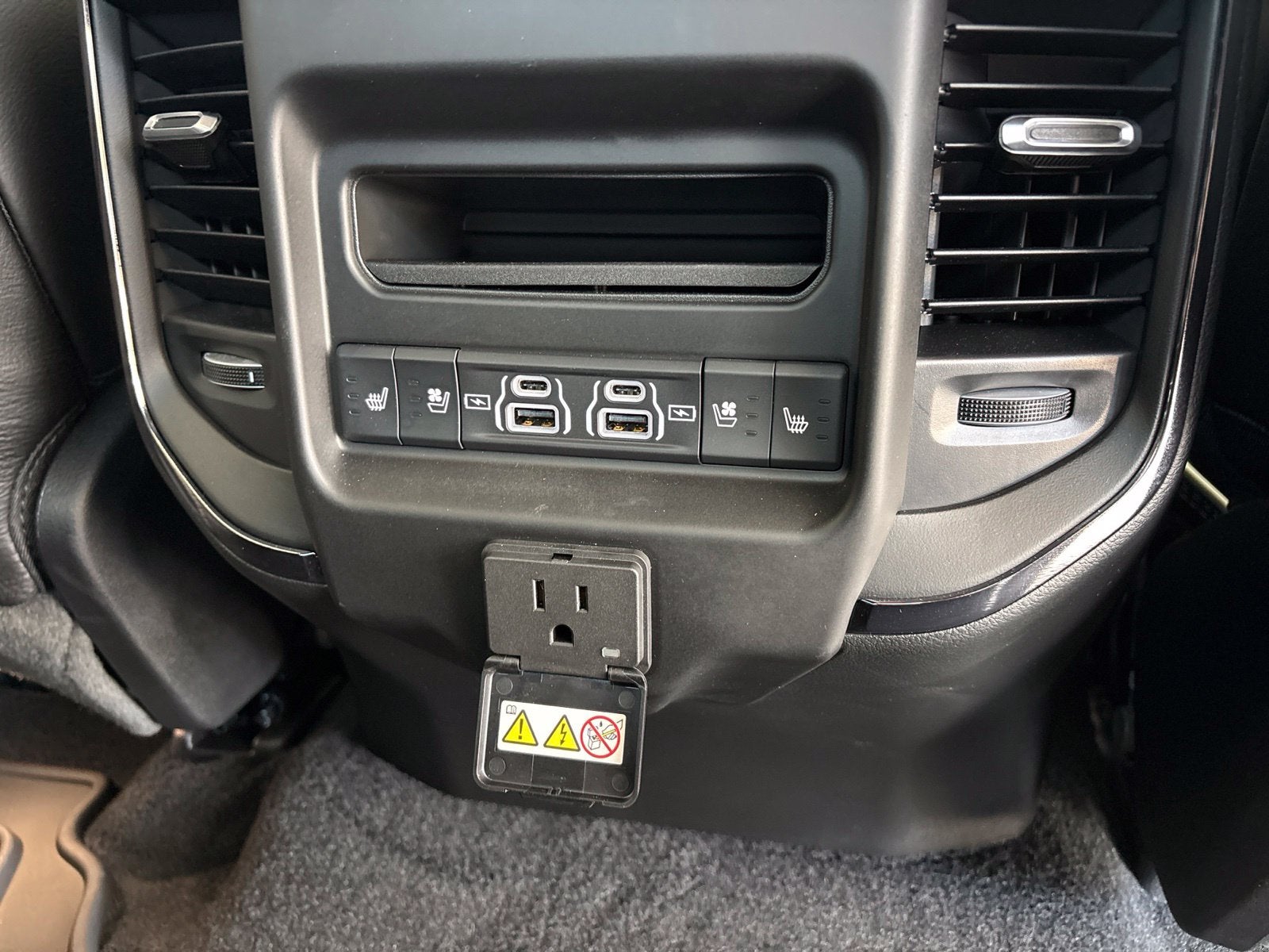 2026 RAM Ram 1500 Limited