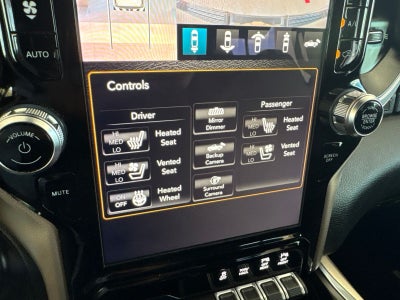 2019 RAM Ram 1500 Laramie Crew Cab 4x4 5'7' Box