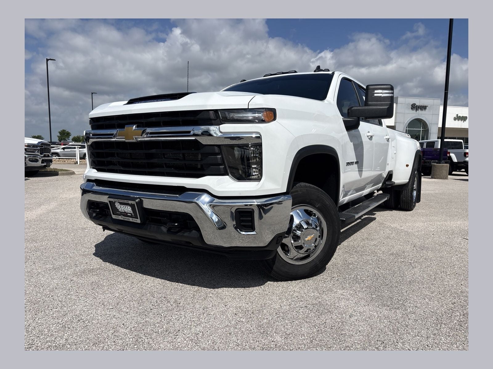 2024 Chevrolet Silverado 3500HD 4WD Crew Cab Long Bed LT