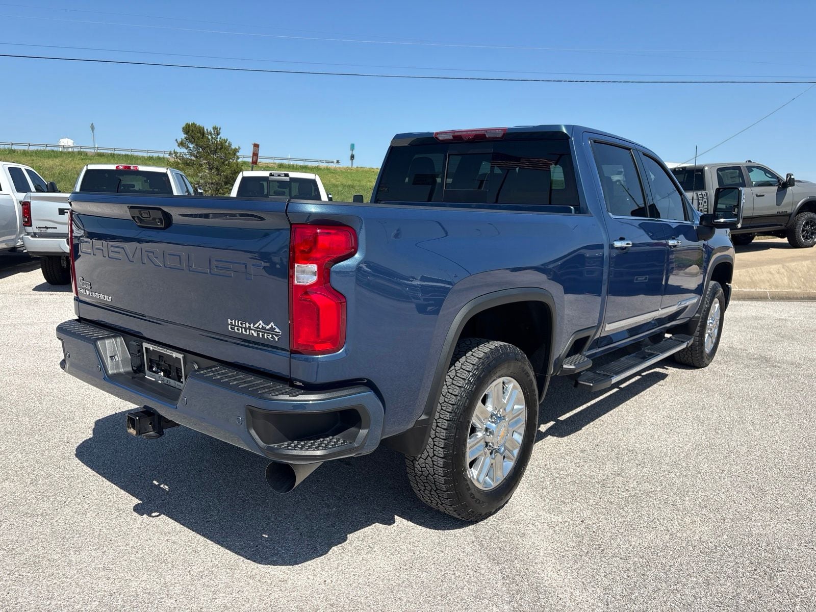 2024 Chevrolet Silverado 2500HD 4WD Crew Cab Standard Bed High Country