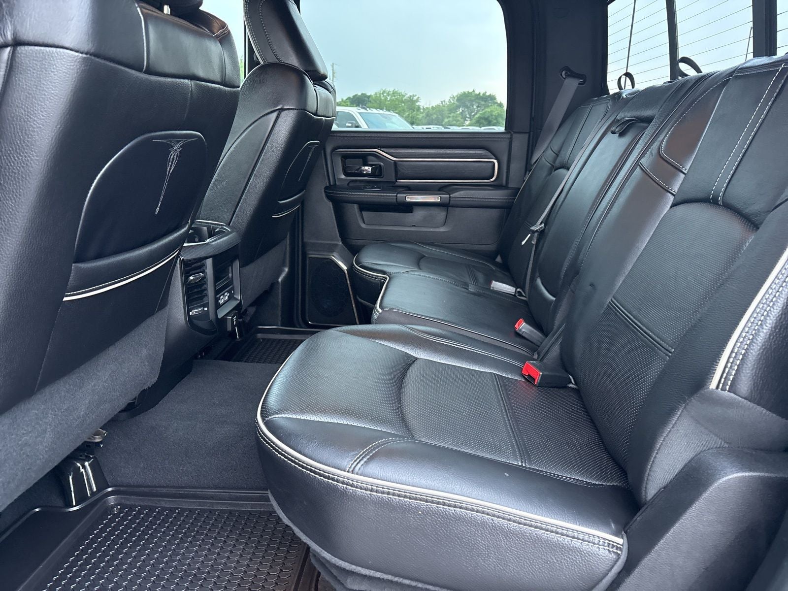 2022 RAM Ram 3500 Limited Crew Cab 4x4 8' Box