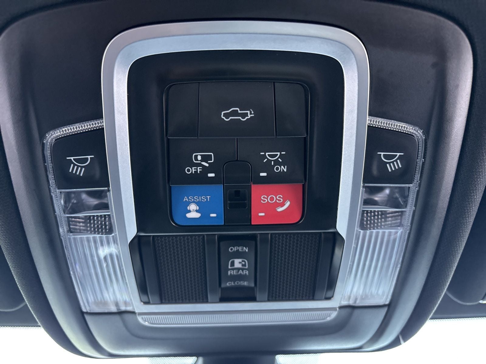 2022 RAM Ram 3500 Limited Crew Cab 4x4 8' Box