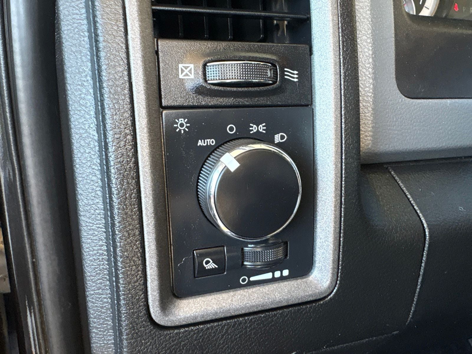 2018 RAM Ram 2500 Tradesman Crew Cab 4x4 6'4' Box