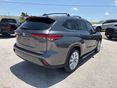 2022 Toyota Highlander Limited