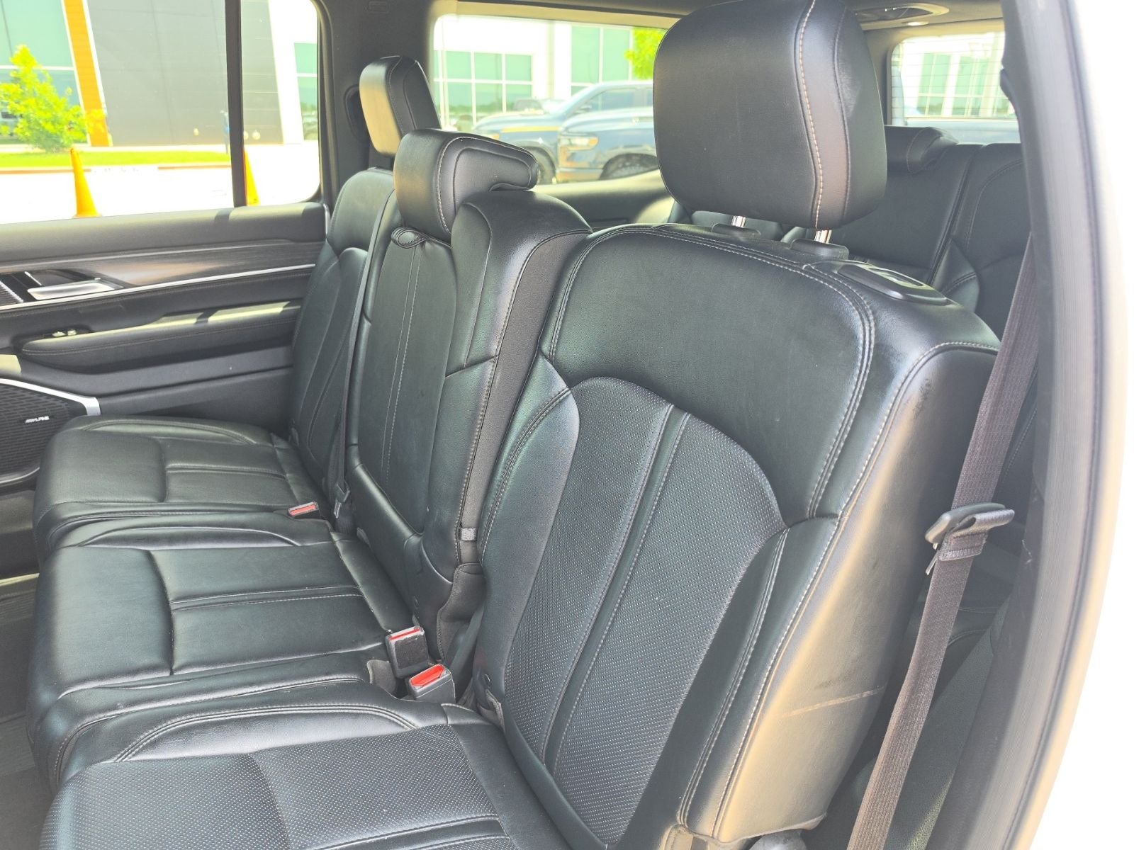 2024 Jeep Wagoneer Series II 4x2