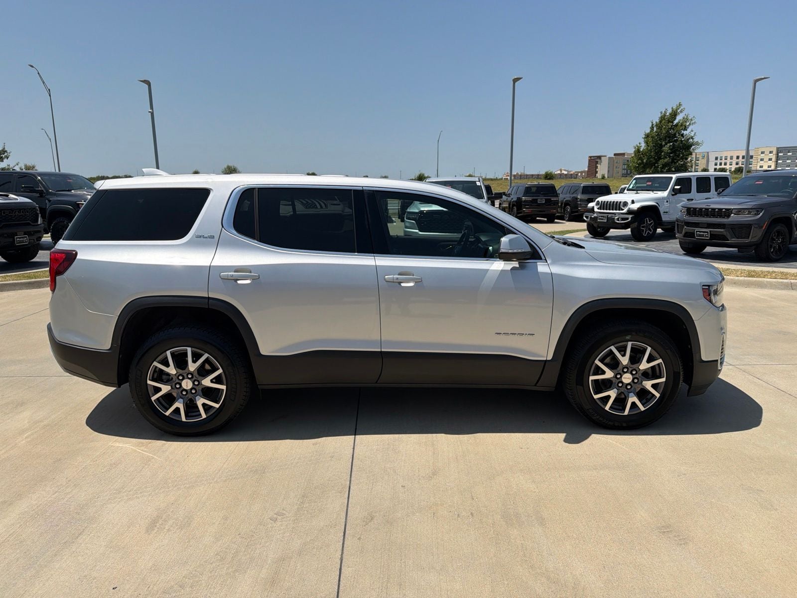 2020 GMC Acadia FWD SLE