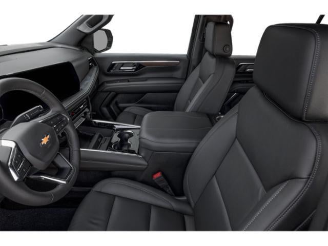 2025 Chevrolet Suburban 2WD LT