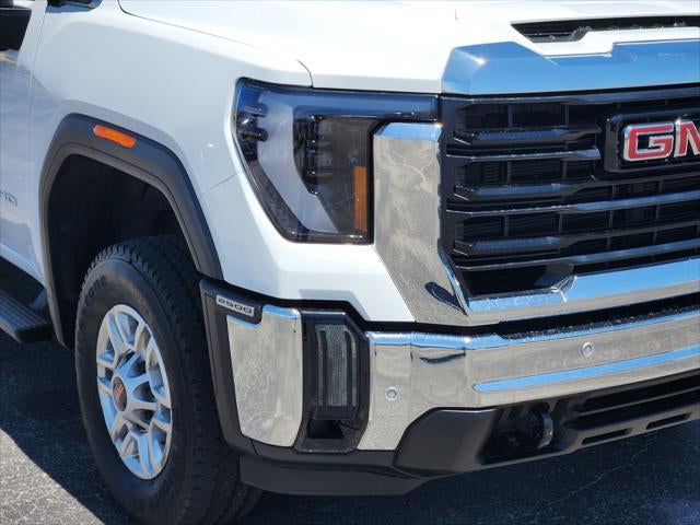 2026 GMC Sierra 2500 HD Crew Cab, Standard Bed, Pro, 4WD