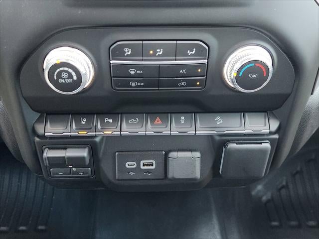 2026 GMC Sierra 2500 HD Crew Cab, Standard Bed, Pro, 4WD