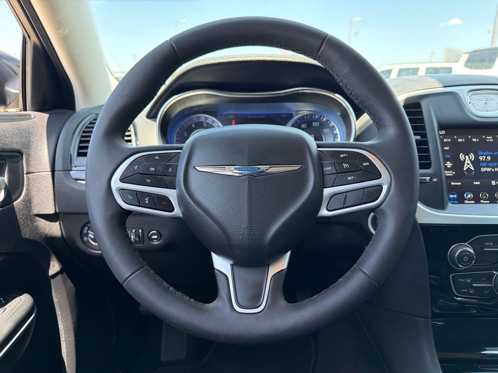 2023 Chrysler 300 Touring