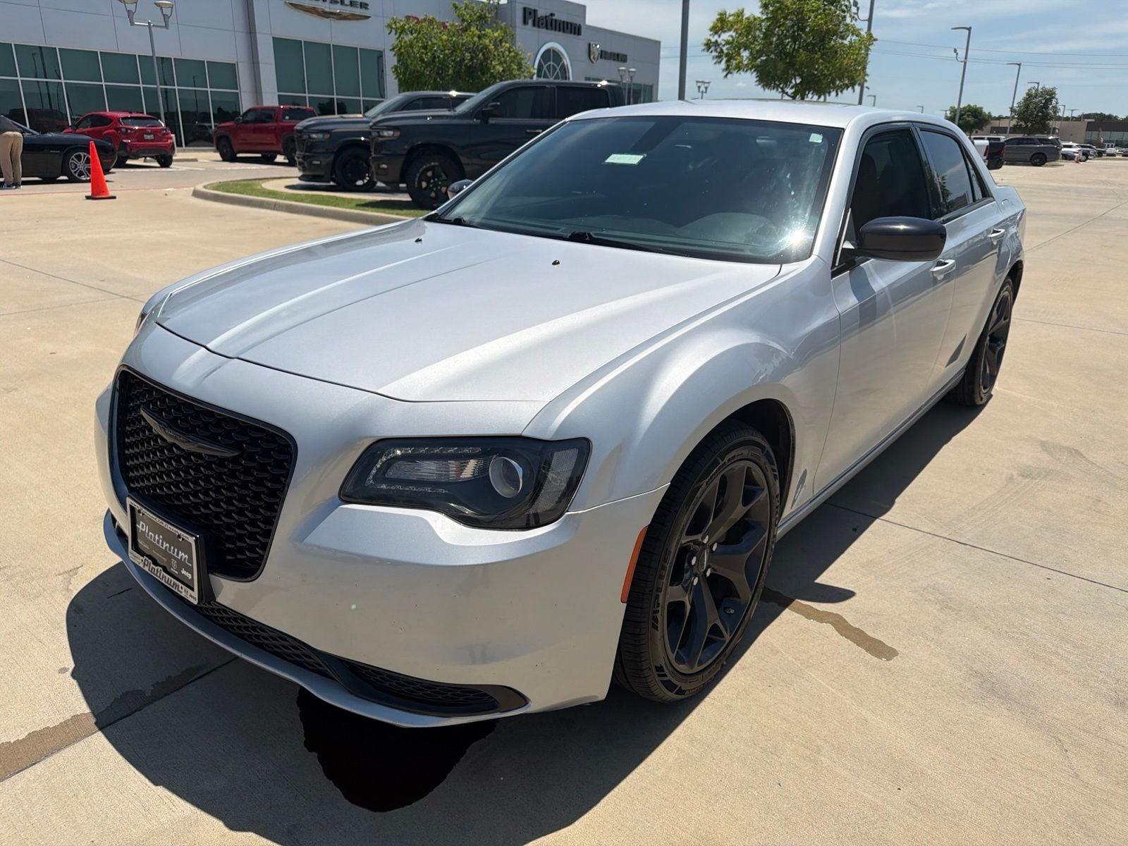 2023 Chrysler 300 Touring