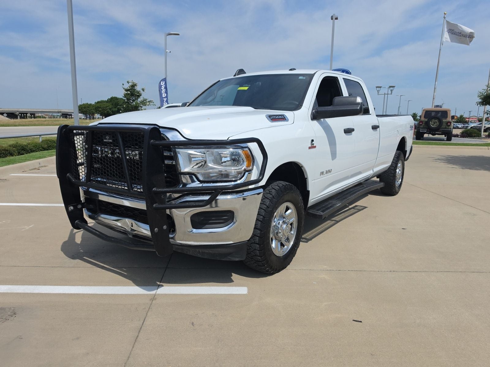 2022 RAM Ram 2500 Tradesman Crew Cab 4x4 8' Box
