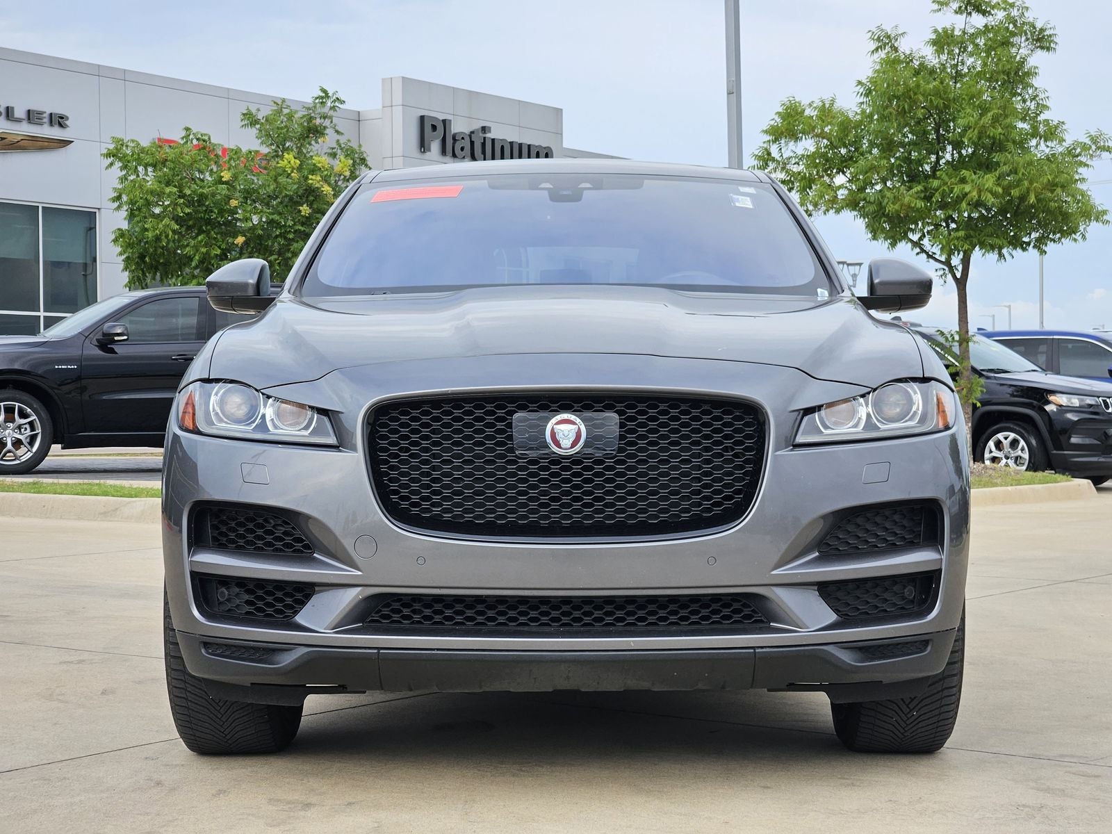 2019 Jaguar F-PACE 25t Premium