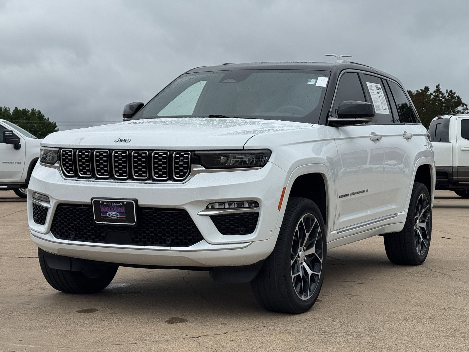 2023 Jeep Grand Cherokee Summit Reserve