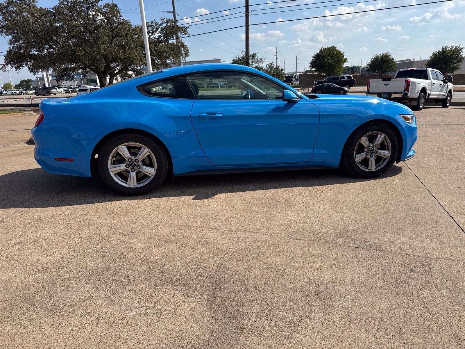 2017 Ford Mustang V6