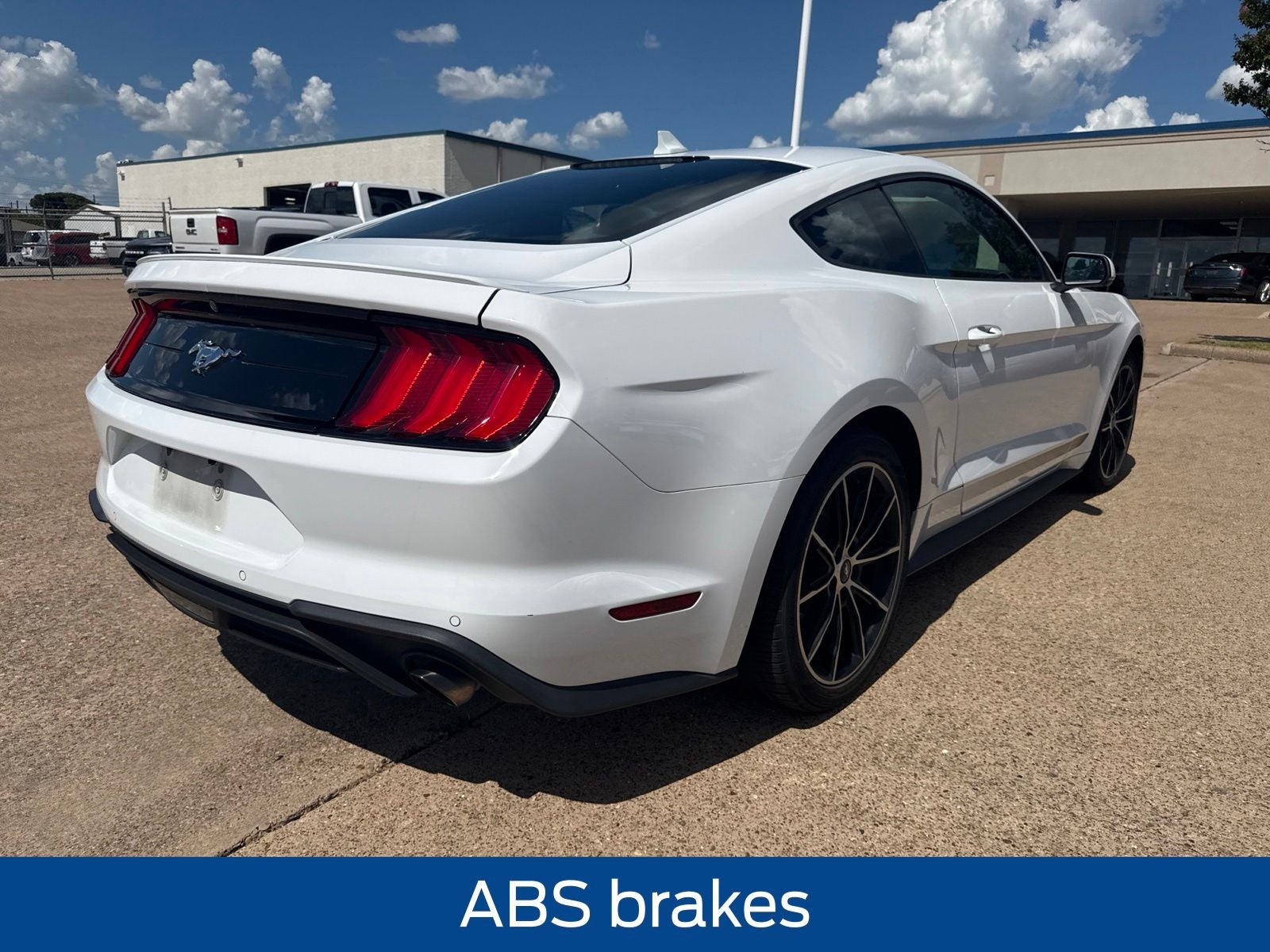 2020 Ford Mustang EcoBoost